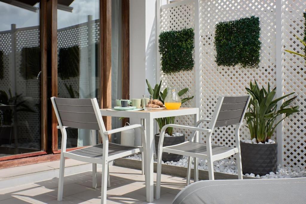דירות ולנסיה Sunny Cozy Penthouse With A Terrace At Plaza Del Carmen מראה חיצוני תמונה