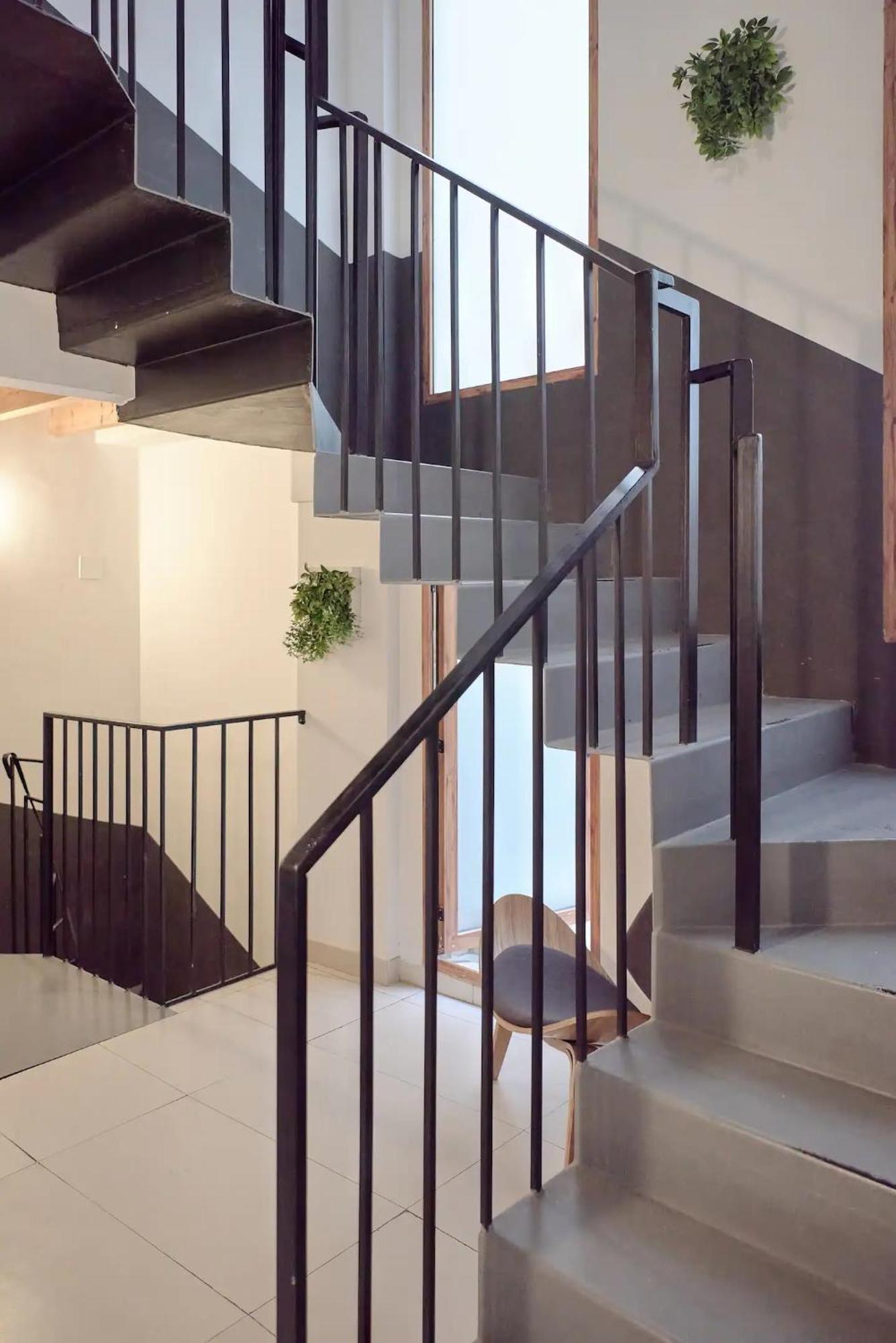דירות ולנסיה Sunny Cozy Penthouse With A Terrace At Plaza Del Carmen מראה חיצוני תמונה